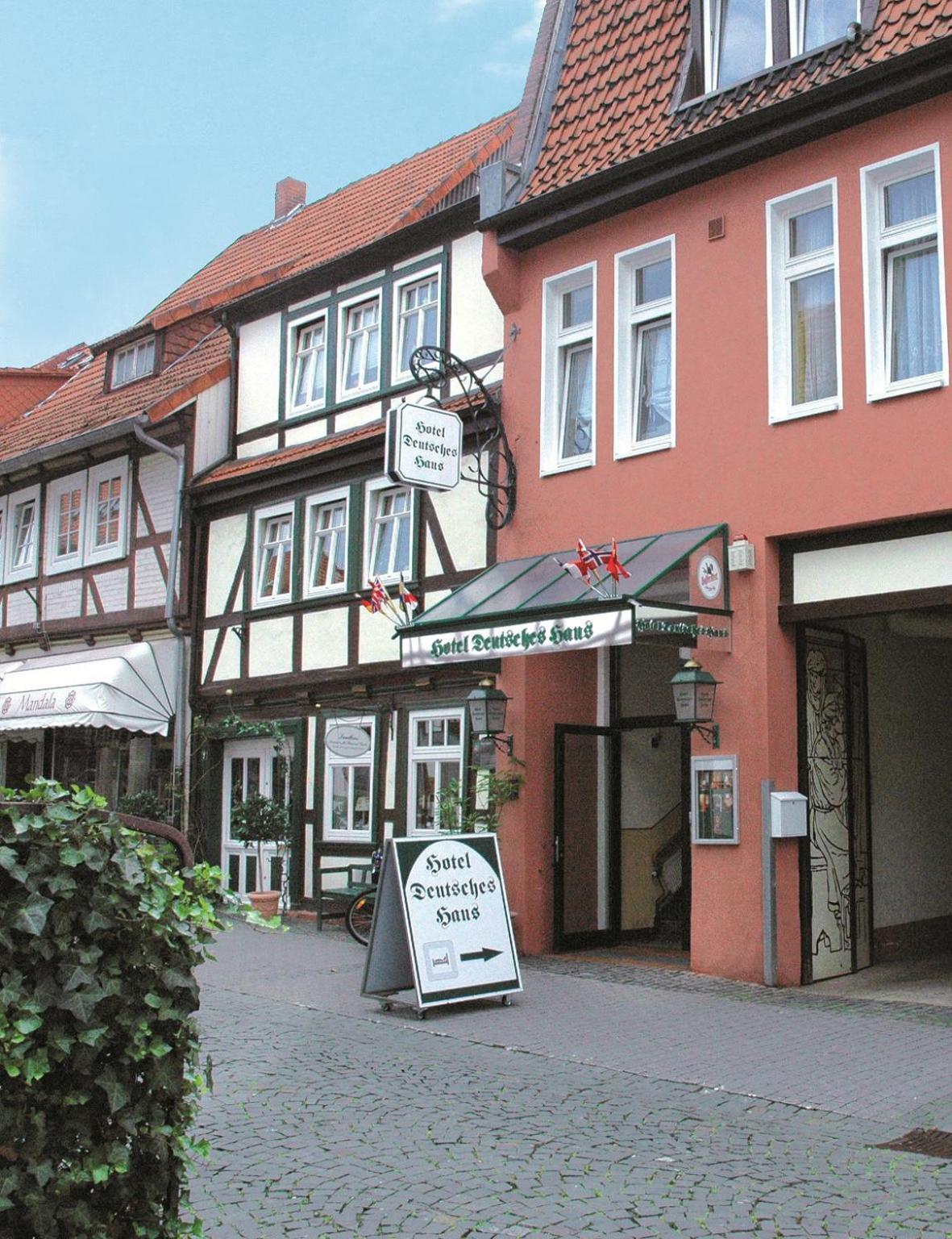 Hotel Deutsches Haus Нортхайм Экстерьер фото