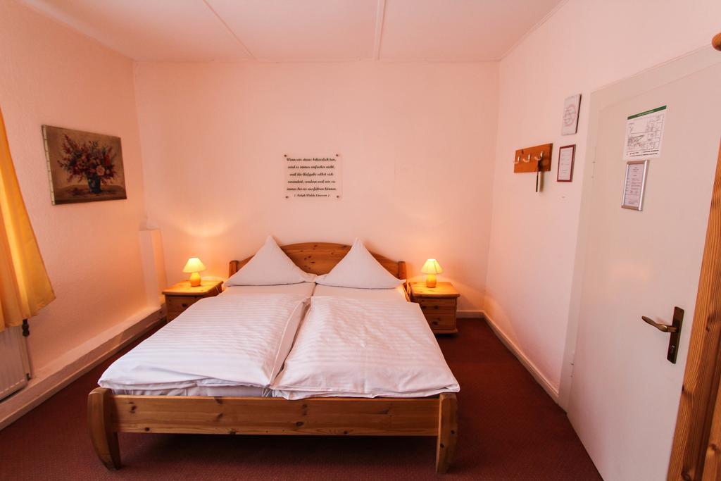 Hotel Deutsches Haus Нортхайм Экстерьер фото